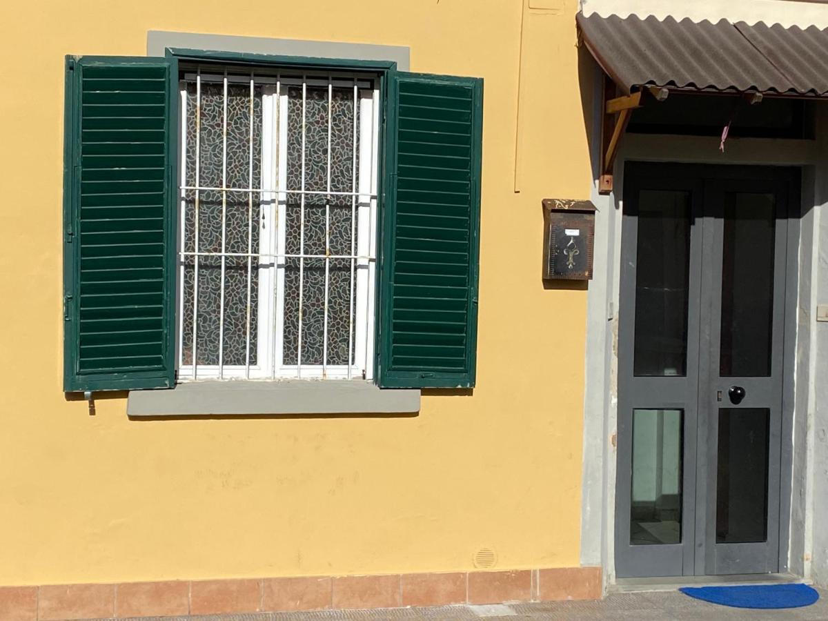 8+8 Appartamento Con Garage Livorno Esterno foto